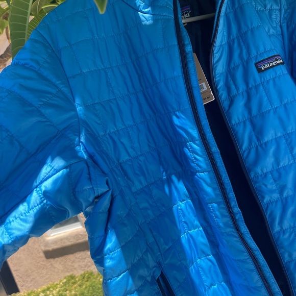 Brand new with tags Patagonia Vibrant Blue Puffer Jacket - Picture 7 of 9
